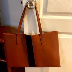Vince Camuto leather shoulder bag